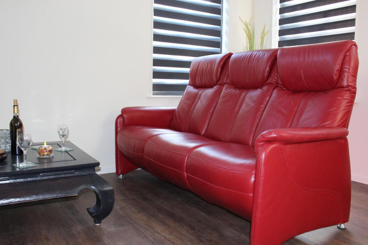 Logement De Garage Sneek Εξωτερικό φωτογραφία